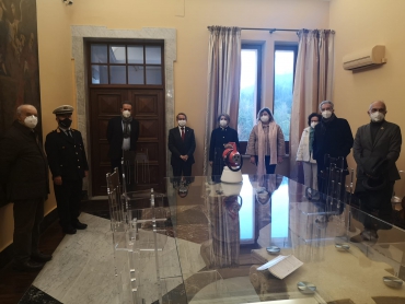 I Lions di Marsala consegnano al Sindaco Massimo Grillo un sanificatore per il Comando dei Vigili Urbani